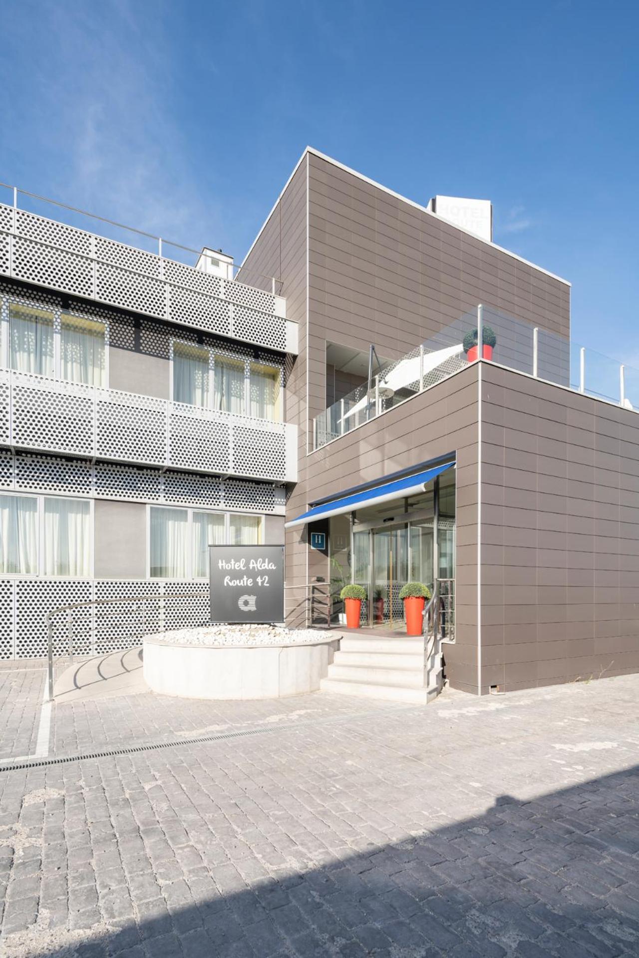 Alda Route 42 Hotel Illescas Buitenkant foto